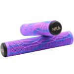 pol_pm_Gripy-Raczki-do-Hulajnogi-Wyczynowej-NKD-GOAT-Stunt-Scooter-Grips-Fioletowo-Niebieski-163-mm-17260_3