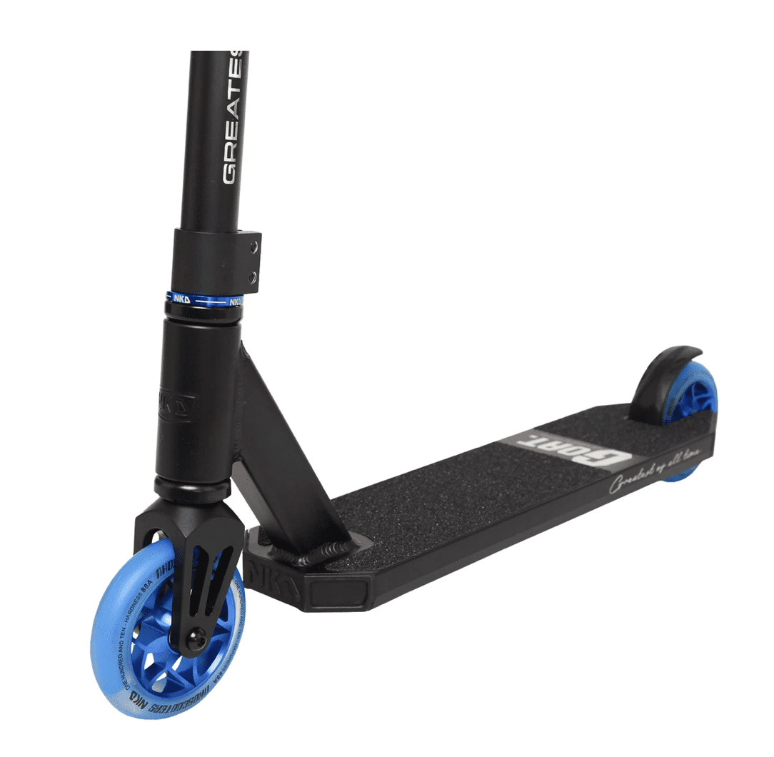 Triku skrejritenis: NKD GOAT stunt scooter, black/blue Triku skrejritenis: NKD GOAT stunt scooter, black/blue