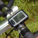 Velo dators: CAT EYE Velo 7