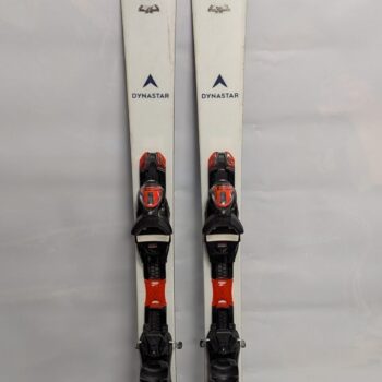 LIETOTAS KALNU SLĒPES: DYNASTAR 4x4  171cm