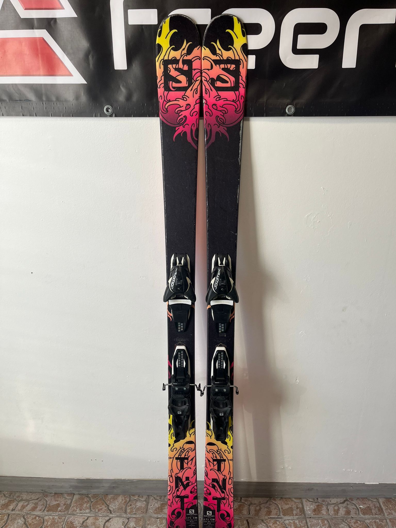 LIETOTAS FREESTYLE SLĒPES: Salomon TNT 171 cm –