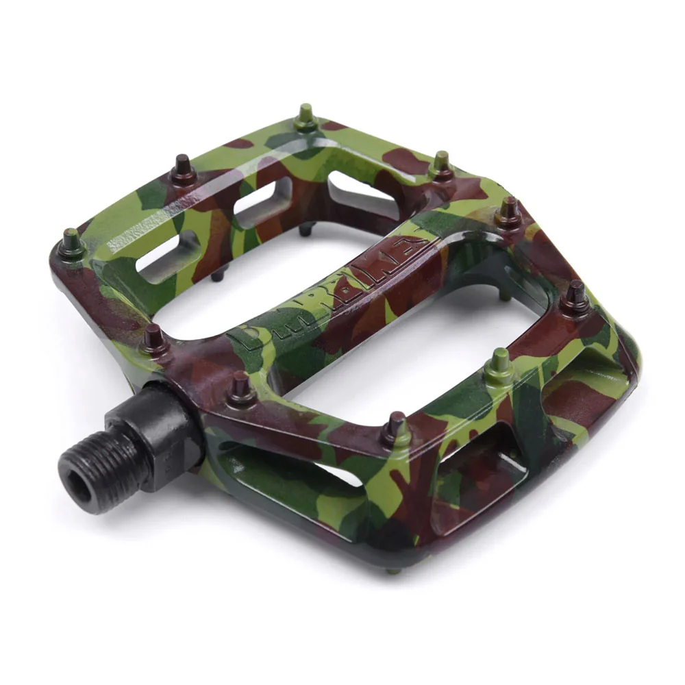 V6-Camo-angle_1800x1800