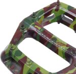 Pedāļi: DMR V6 Green Camo platform pedals